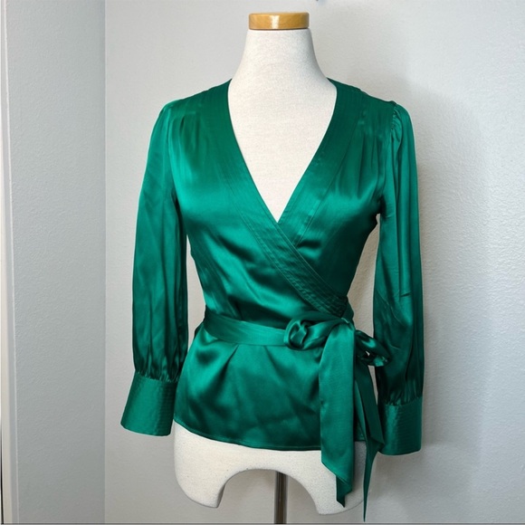 Diane Von Furstenberg | Ariana Silk Emerald Green Wrap, 4 - Picture 2 of 9